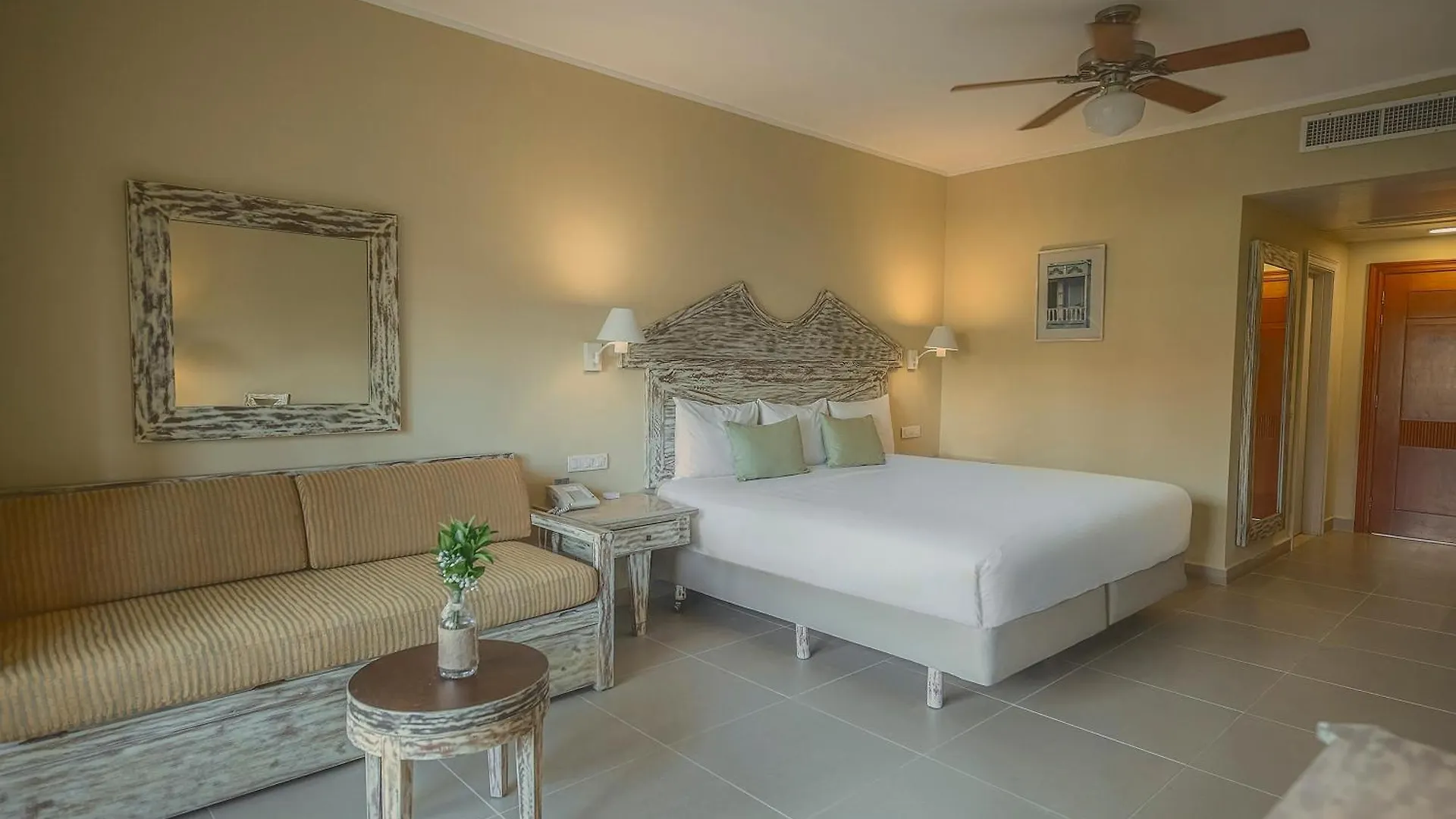Resort Iberostar Waves Dominicana Bavaro