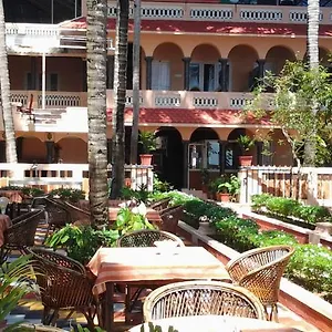 https://hotel-hill-top.kerala-hotels.net